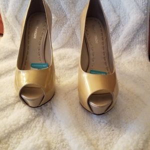 Enzo Angiolini High Heels